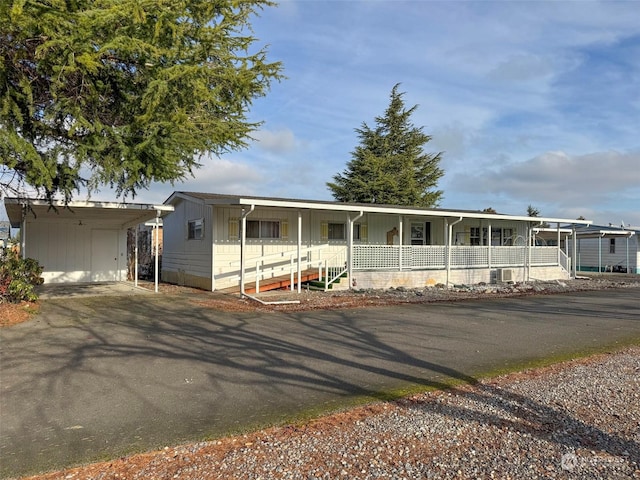 view of front of home featuring covered porch