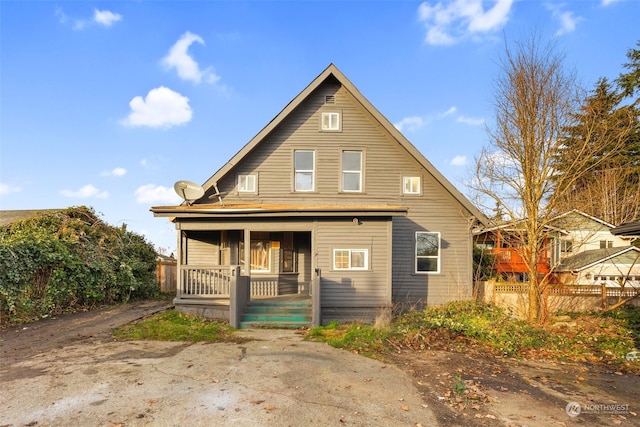 view of front of house featuring a porch