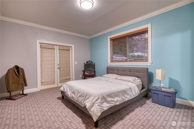 bedroom with carpet flooring and crown molding