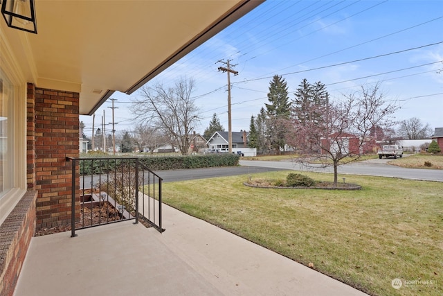 view of patio / terrace with a porch