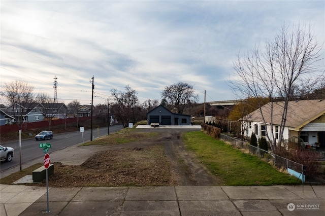 Listing photo 2 for 704 W Pine St, Walla Walla WA 99362