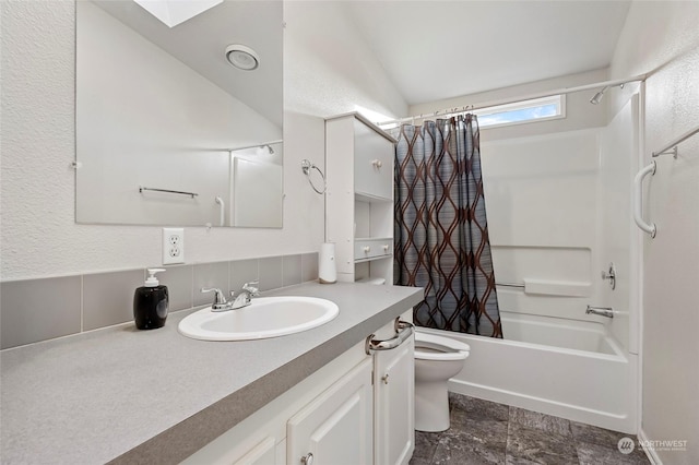 full bathroom featuring shower / bath combo, toilet, vanity, and vaulted ceiling