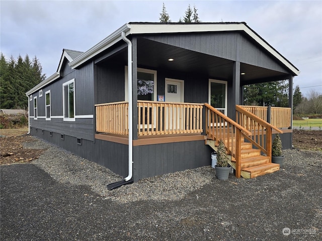 manufactured / mobile home with a porch