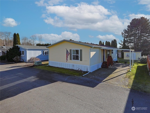 view of manufactured / mobile home