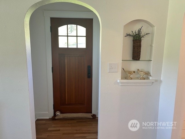 foyer featuring hardwood / wood-style floors