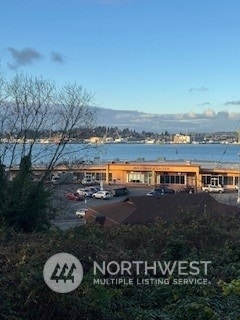 Listing photo 3 for 130 Mitchell Ave, Port Orchard WA 98366