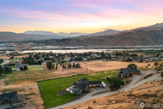11 Holcomb Dr, East Wenatchee, WA 98802 - view of mountain backdrop with a large body of water
