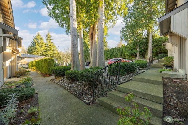 1305 W Clearbrook Unit 7, Bellingham, WA 98229 - view of yard with stairs
