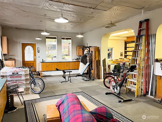 7251 Oak Bay Rd, Port Ludlow, WA 98365 - workout room with arched walkways