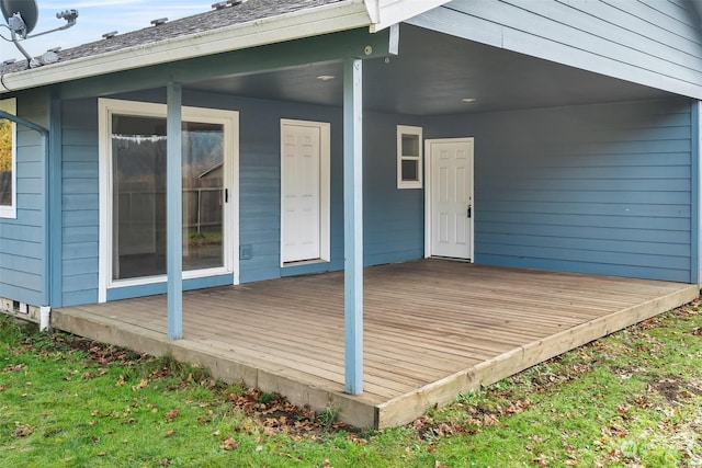 view of wooden deck