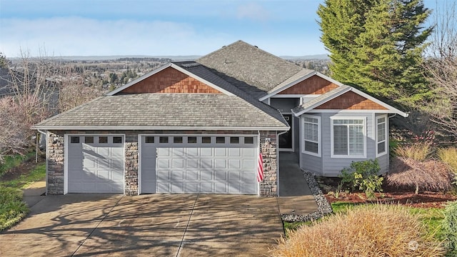 view of front facade with a garage