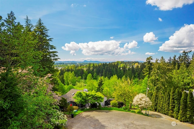 Listing photo 2 for 2312 Crosby Dr, Mount Vernon WA 98274