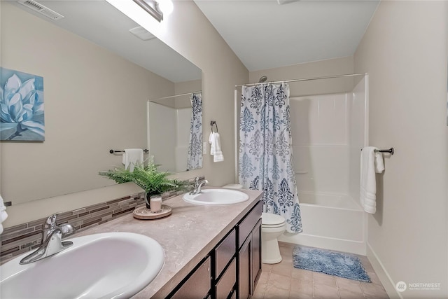 full bathroom with shower / bath combination with curtain, toilet, backsplash, and vanity