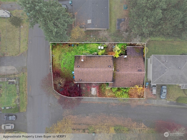 17305 Stone Ct N, Shoreline, WA 98133 - aerial view of property's location featuring property boundaries highlighted