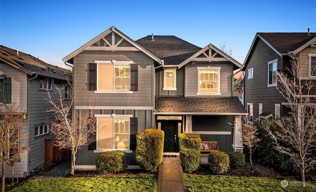 view of front of property with a front yard