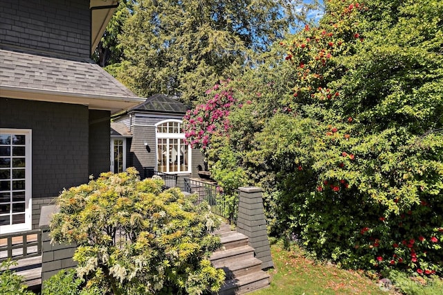 3802 E John St, Seattle, WA 98112 - view of yard