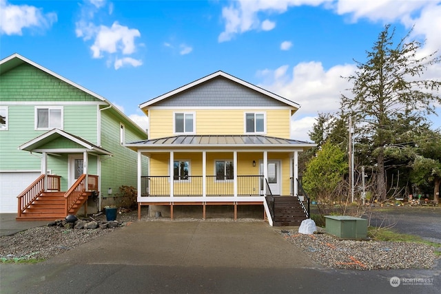 view of front of house featuring a porch