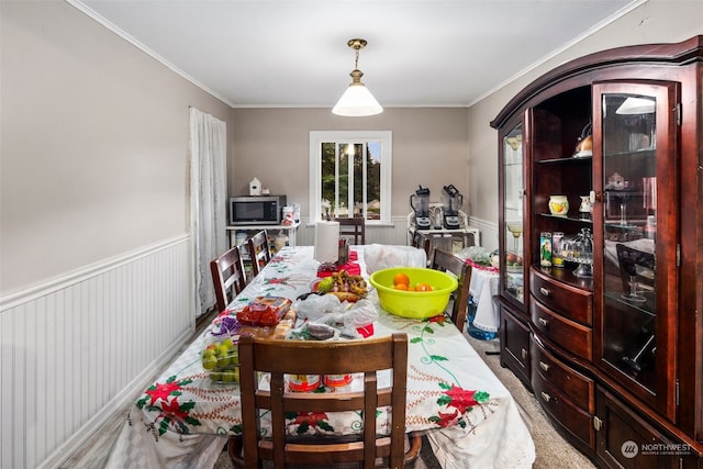 dining room with ornamental molding