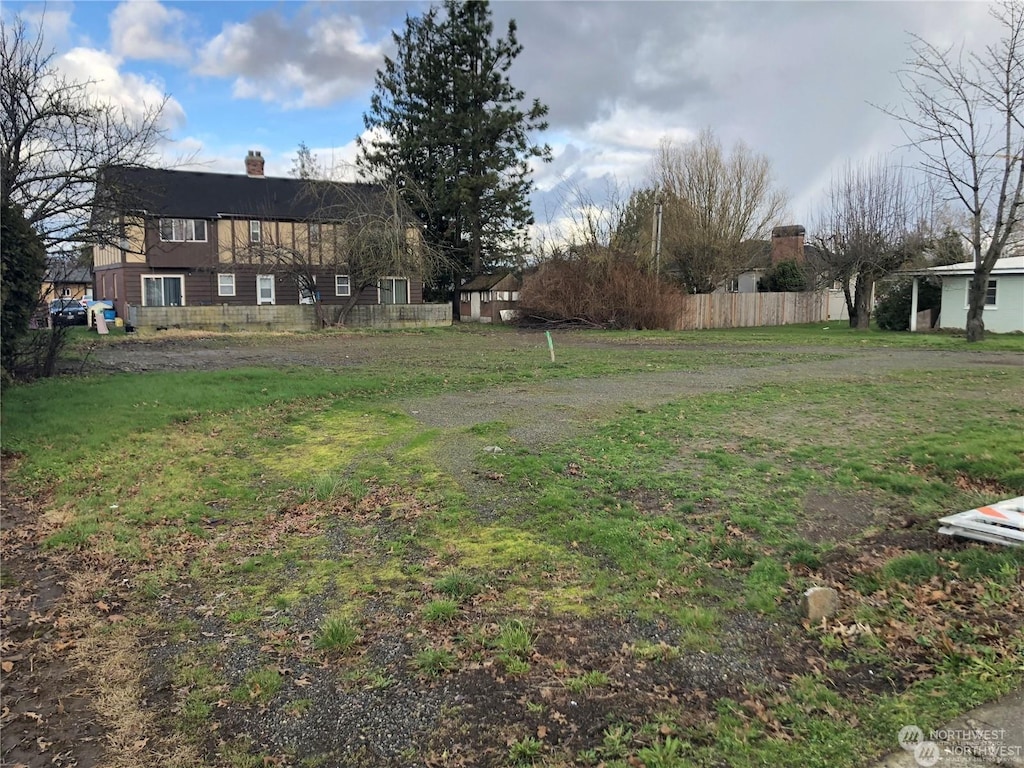207 E Main St, Everson, WA 98247 - photo 2
