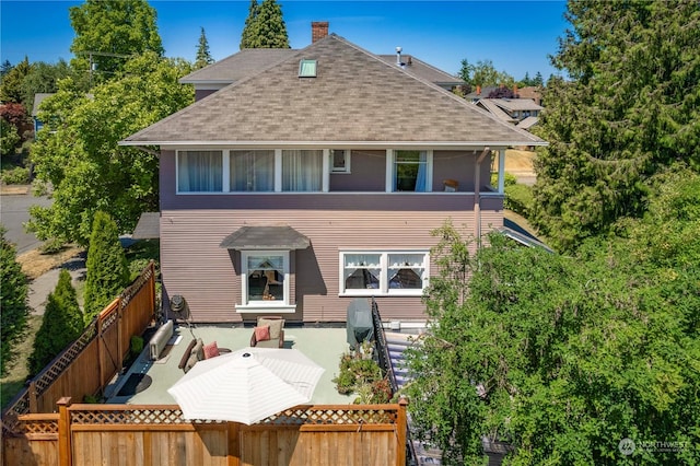 view of front of house featuring a patio