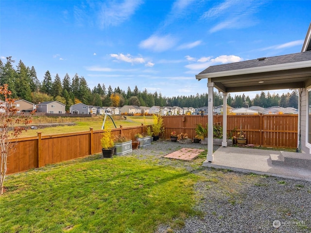 view of yard featuring a patio area