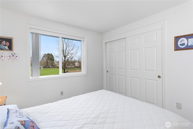 bedroom featuring a closet