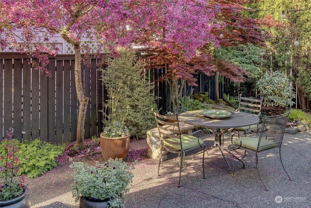 2031 42nd Ave E, Seattle, WA 98112 - view of patio featuring outdoor dining space