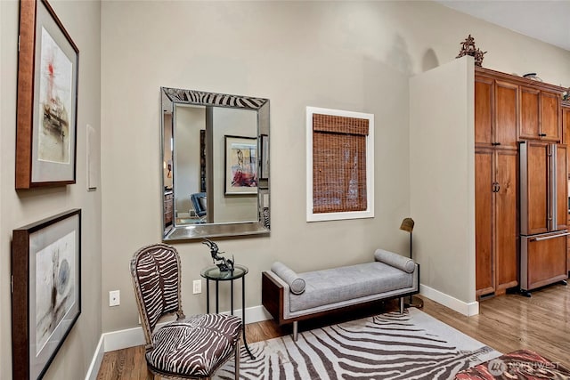 2031 42nd Ave E, Seattle, WA 98112 - living area with wood finished floors and baseboards