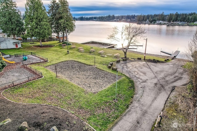 view of yard with a water view