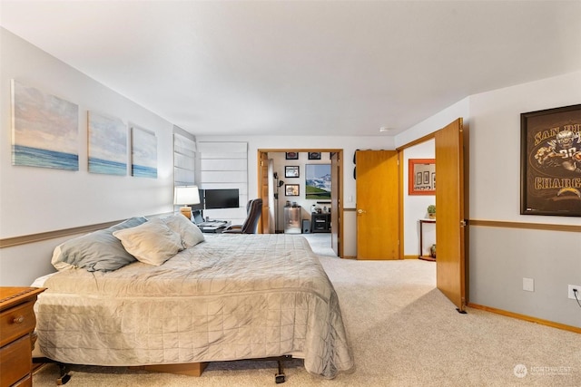 view of carpeted bedroom