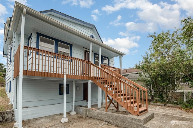 view of front of home