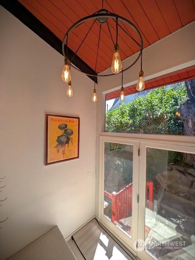 4601 Aurora Ave N, Seattle, WA 98103 - photo 5