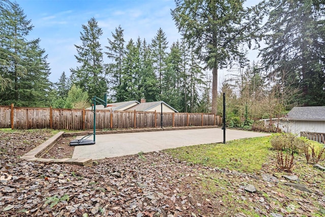 view of yard with a patio area