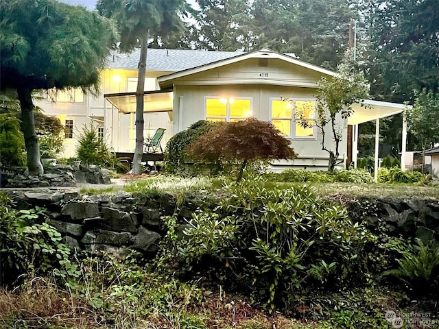 view of front facade