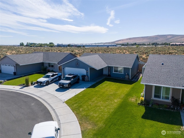 bird's eye view featuring a mountain view