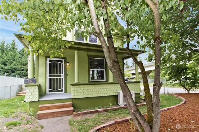 view of front of home featuring covered porch