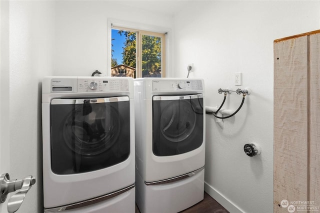 laundry area featuring washing machine and dryer