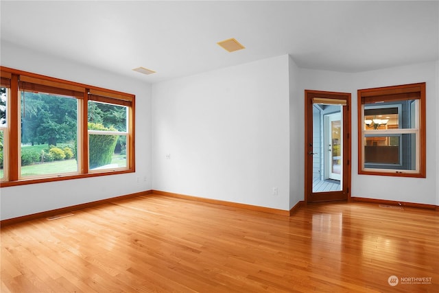 empty room featuring light hardwood / wood-style flooring