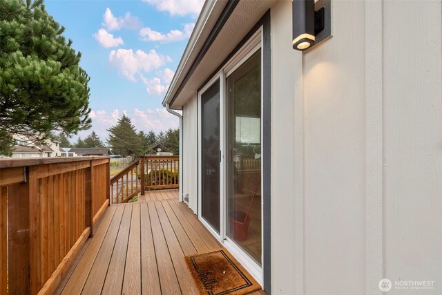 585 Ocean Shores Blvd SW, Ocean Shores, WA 98569 - view of deck