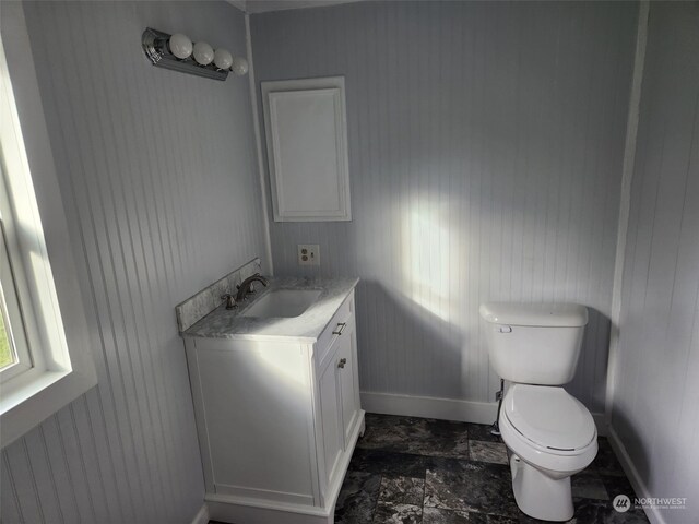 2958 Mountain View Rd Unit F, Silverdale, WA 98383 - half bathroom with toilet and vanity