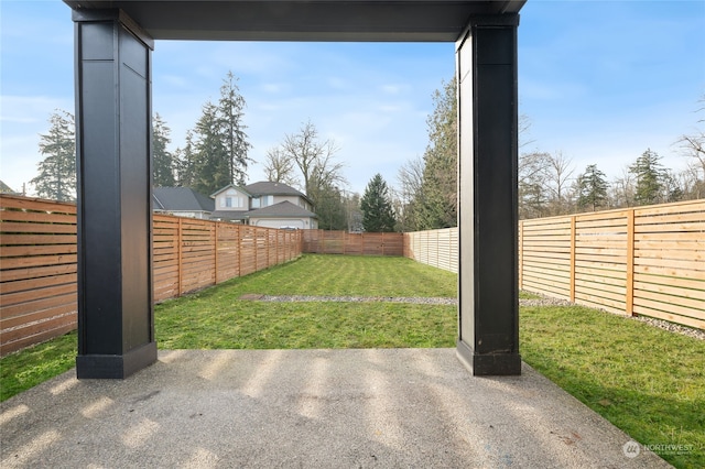 view of yard featuring a patio