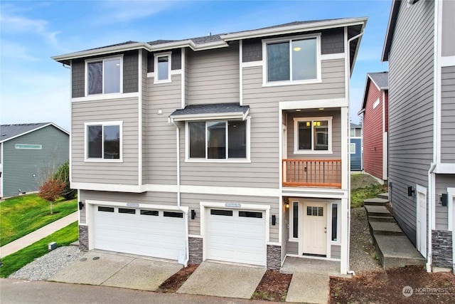 view of front facade with a garage