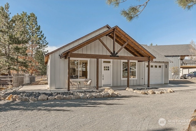 view of front of home featuring a garage