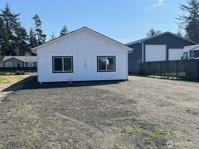 1306 Melbourne Ct, Westport, WA 98595 - back of property featuring fence
