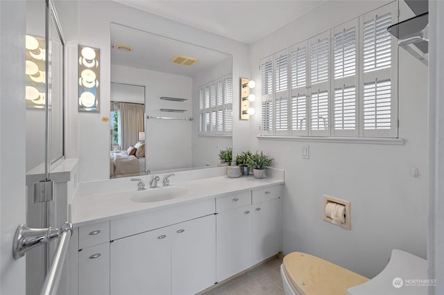 4144 94th Ave SE, Mercer Island, WA 98040 - bathroom with toilet and vanity