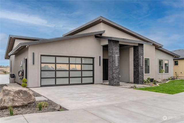 view of front of home featuring a garage