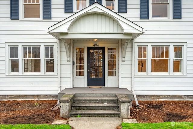 view of property entrance