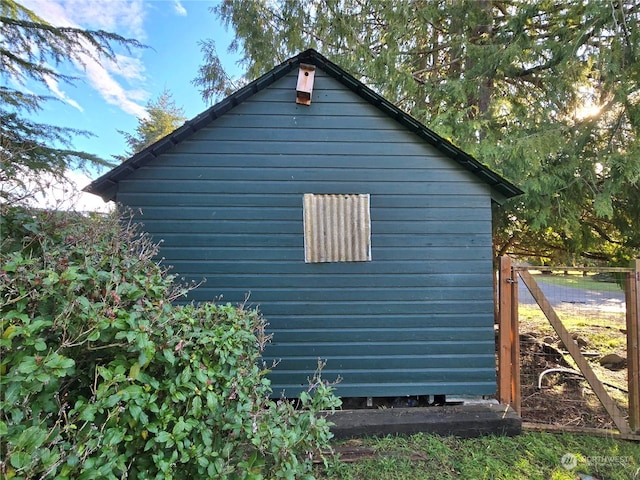 view of property exterior