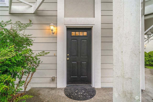 view of property entrance