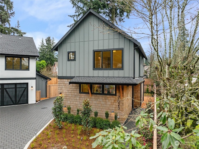 view of front of house featuring a garage